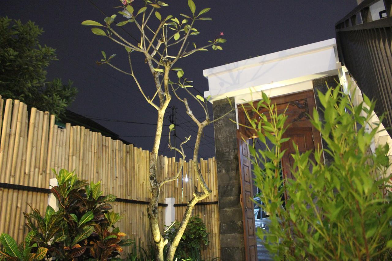 The Wayang Homestay Yogyakarta Esterno foto